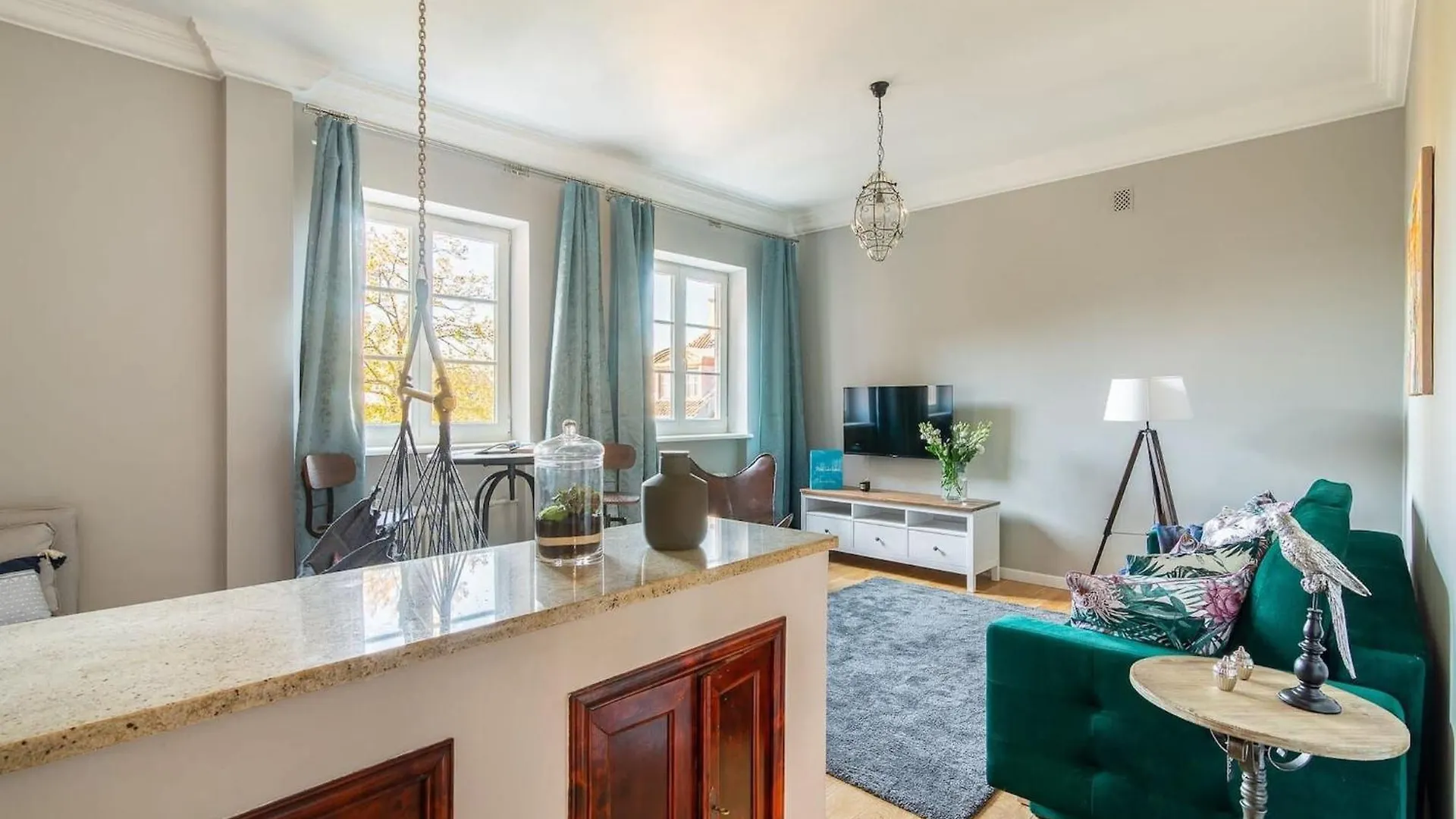 Plac Zamkowy - Aura Apartment By Noclegi Renters Varsó 0*,